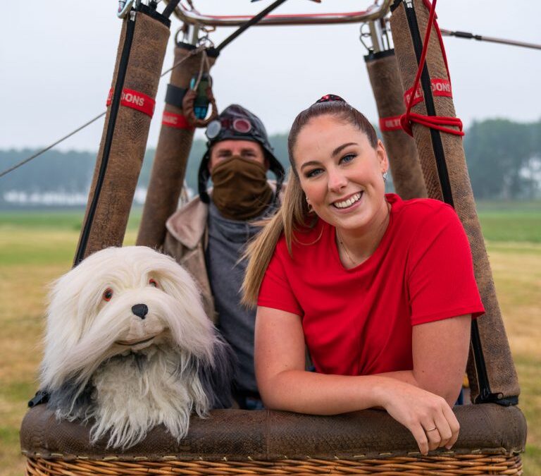 Bijna een jaar geleden: Samson & Marie – Grote rode luchtballon